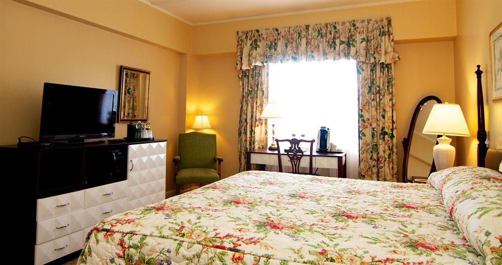 Hotel The Roslyn, Tapestry Collection By Hilton Extérieur photo
