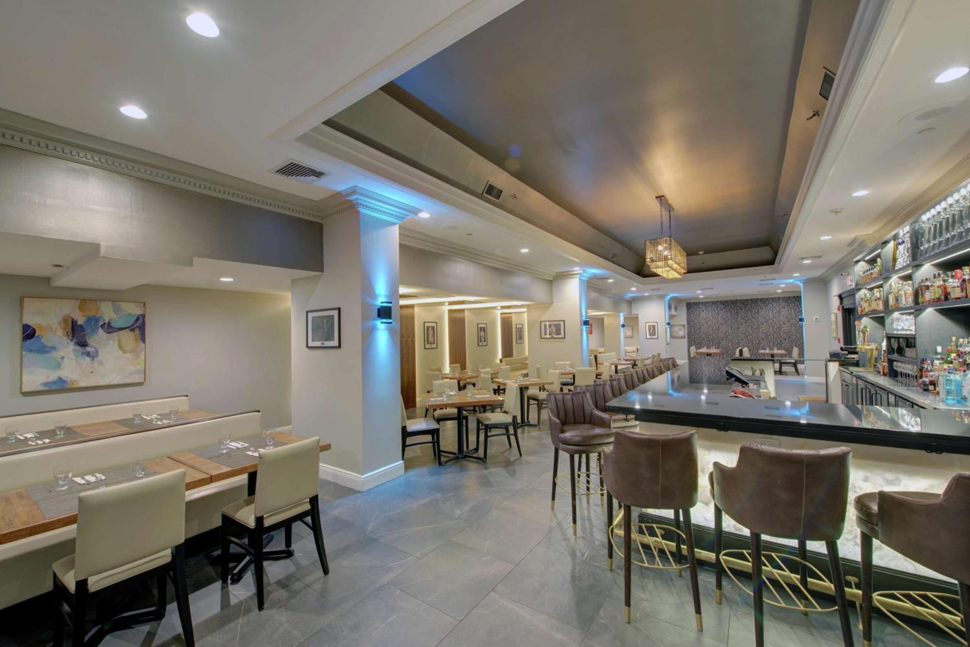 Hotel The Roslyn, Tapestry Collection By Hilton Extérieur photo