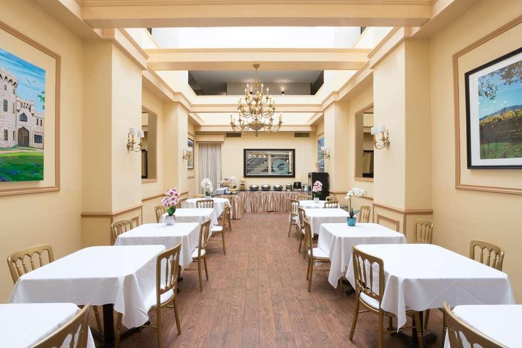 Hotel The Roslyn, Tapestry Collection By Hilton Facilités photo